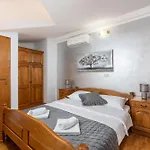 Laco Couette-café Novigrad Istria