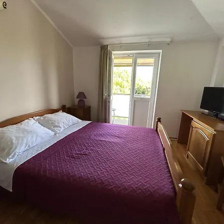 Bed & Breakfast Laco De Pelagius
