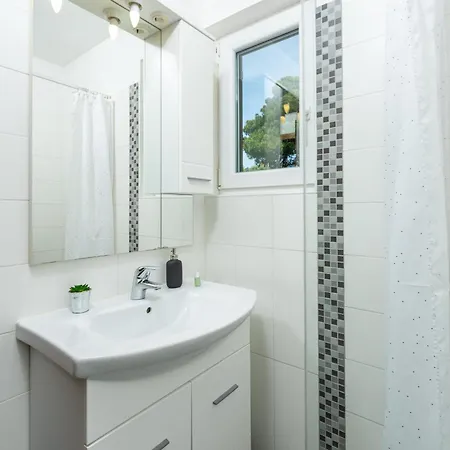 Laco De Pelagius 3* Novigrad Istria