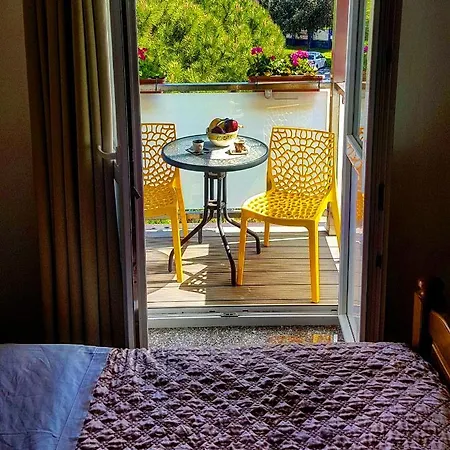 Laco De Pelagius Panzió Novigrad Istria