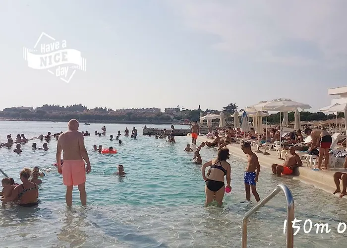 Bed & Breakfast Laco De Pelagius 3*