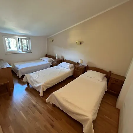 Bed & Breakfast Laco De Pelagius