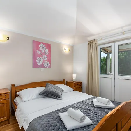 Laco Rooms 3* Novigrad Istria