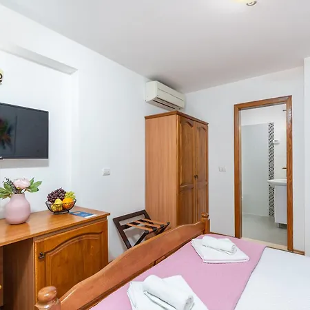 Bed & Breakfast Laco