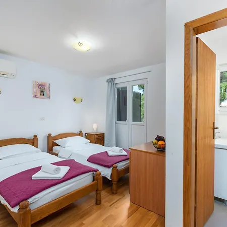 Bed & Breakfast Laco