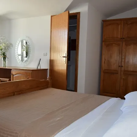 Laco De Pelagius Bed & Breakfast 3*