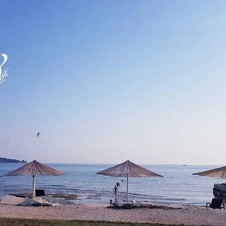 Laco De Pelagius Novigrad Istria