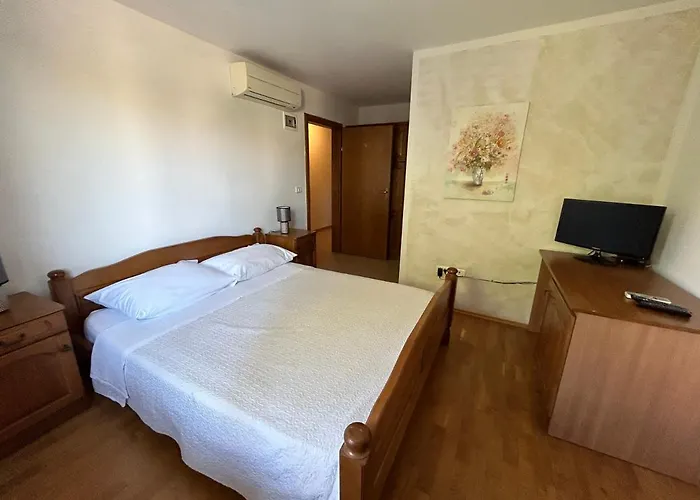 住宿加早餐酒店 Laco Rooms