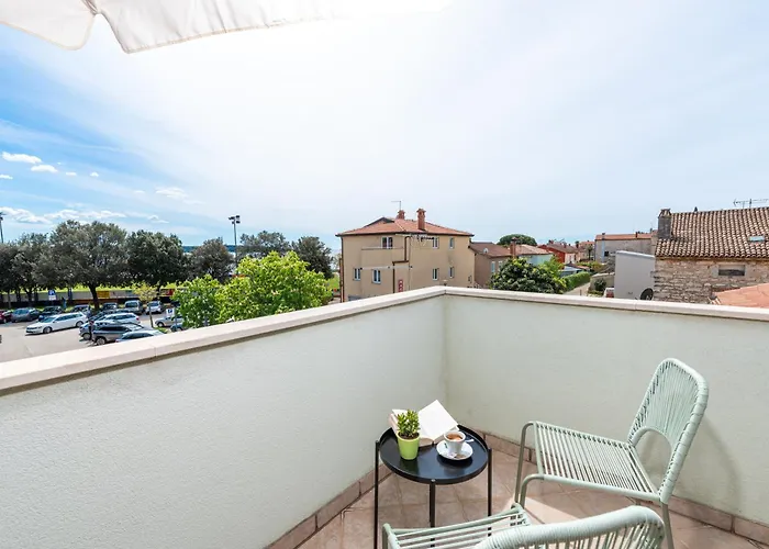 住宿加早餐酒店 Laco Rooms Novigrad Istria